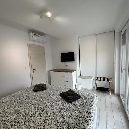 Mariner With Heated Pool Apartament