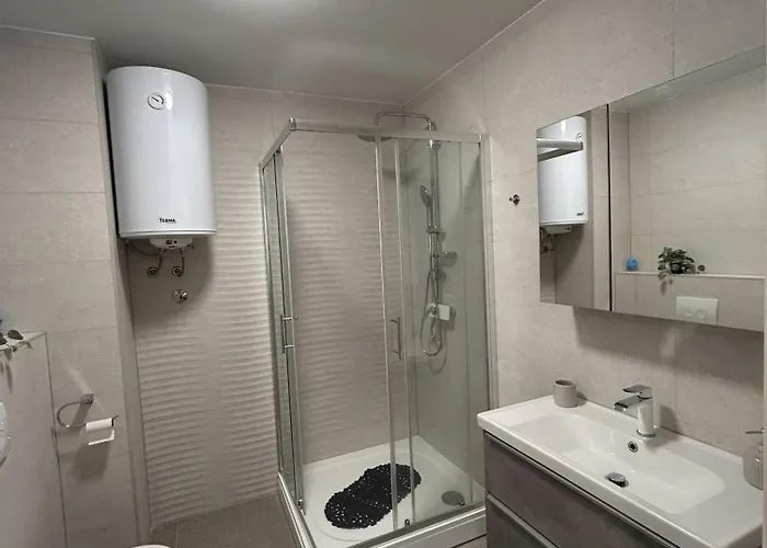 Mariner With Heated Pool شقة زاتون