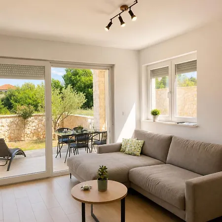 Mariner With Heated Pool Apartman