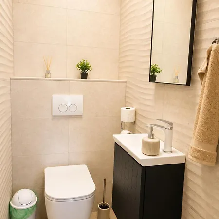 Mariner With Heated Pool Apartman Zaton