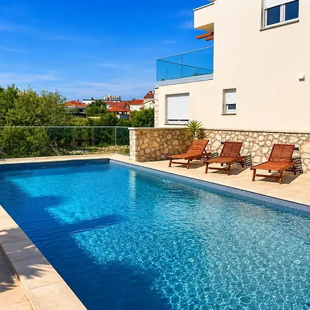 Mariner With Heated Pool Apartman Zaton