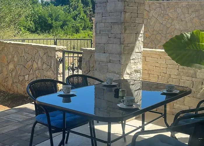 Apartamento Mariner With Heated Pool